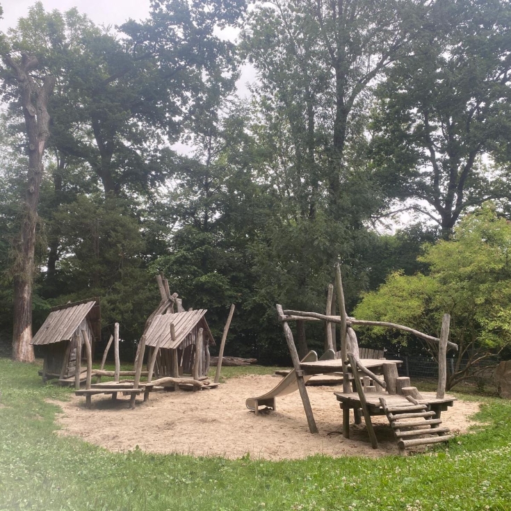 Bild zum Spielplatz Dachsbergstraße