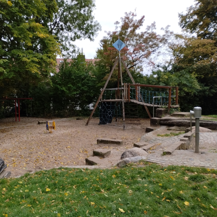 Bild zum Spielplatz Darmstädter Straße 164