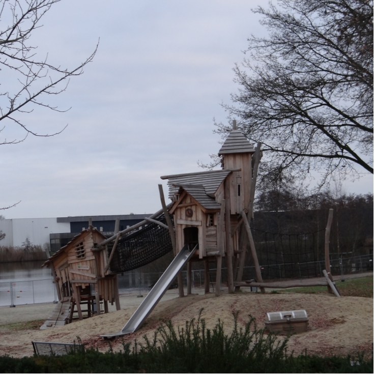 Bild zum Spielplatz De Schatberg Midden Peelweg 5