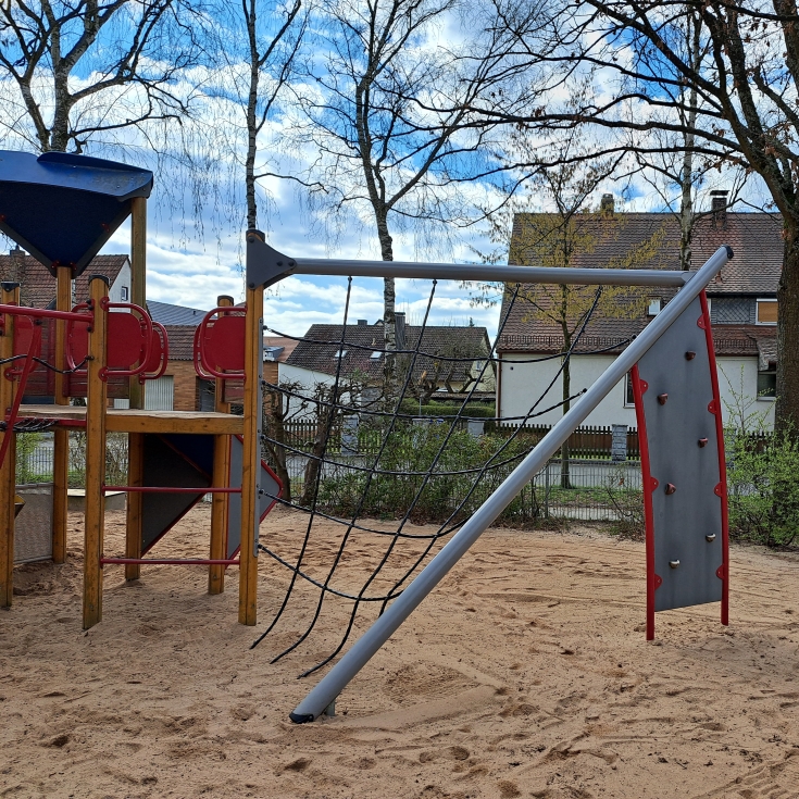 Bild zum Spielplatz Dechsendorfer Platz