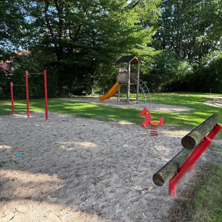Bild zum Spielplatz Eichenallee
