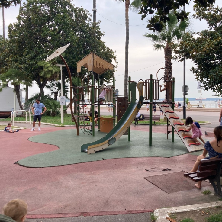 Bild zum Spielplatz Esplanade des Alliés