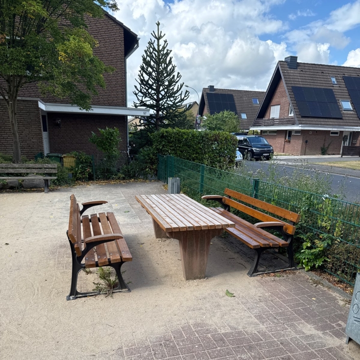 Bild 6: Grenzstraße