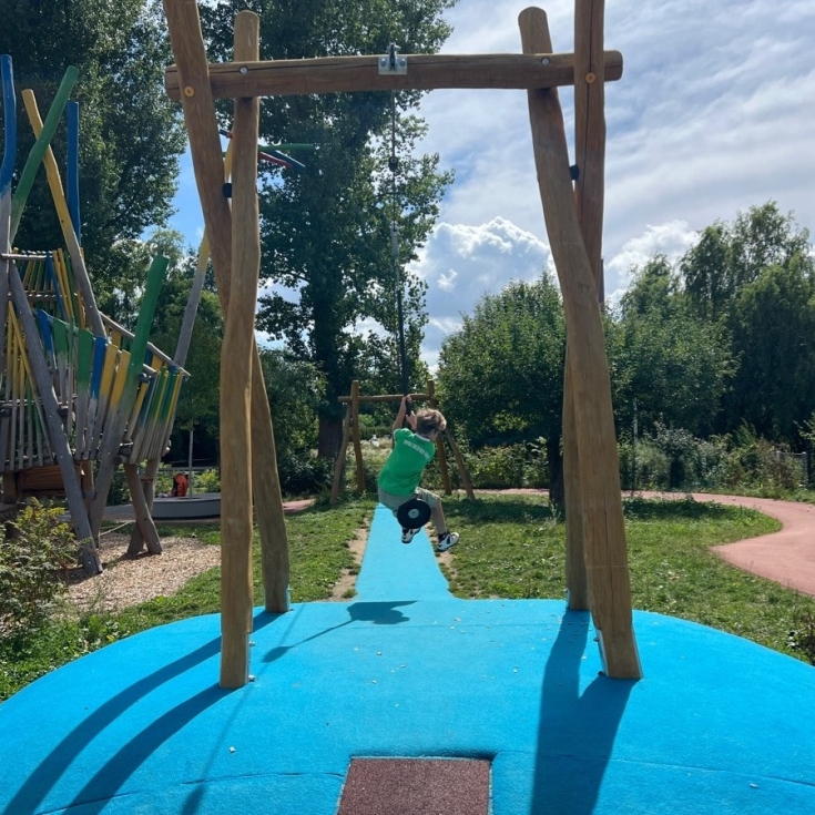 Bild zum Spielplatz Hofwiesenweg