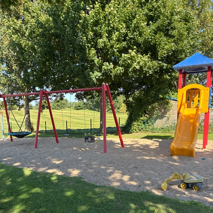 Bild zum Spielplatz Holmbrook