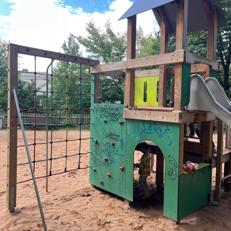 Bild 2: Humbser Spielplatz
