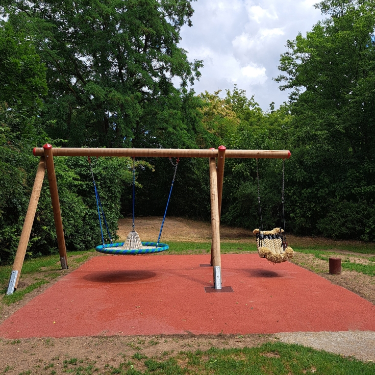 Bild zum Spielplatz Karl-May-Straße