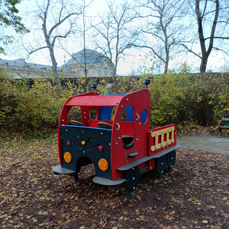 Bild 6: Spielplatz Klein Nizza - Ringpark