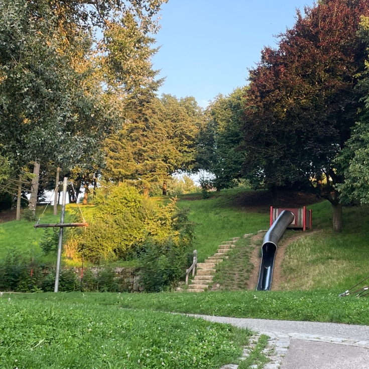 Bild zum Spielplatz Langes Tal