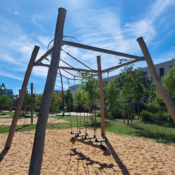 Bild zum Spielplatz Marie-Curie-Straße