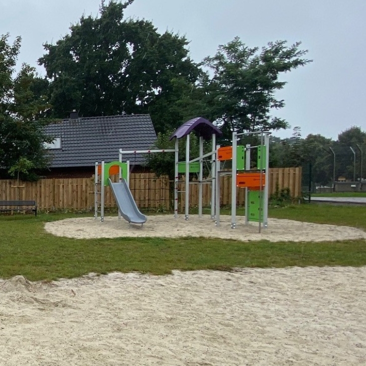 Bild zum Spielplatz Mehrgenerationen-Spielplatz Heidswiemoor
