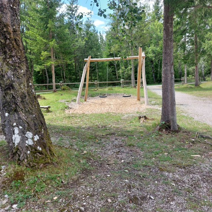 Bild zum Spielplatz Naturspielplatz Wallgau