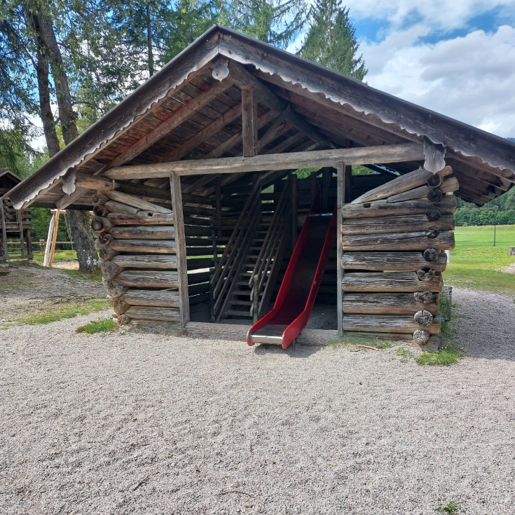 Bild 10: Naturspielplatz Wallgau