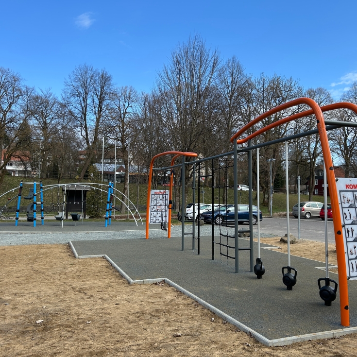 Bild 4: Outdoor-Fitnessanlage Am alten Bahnhof