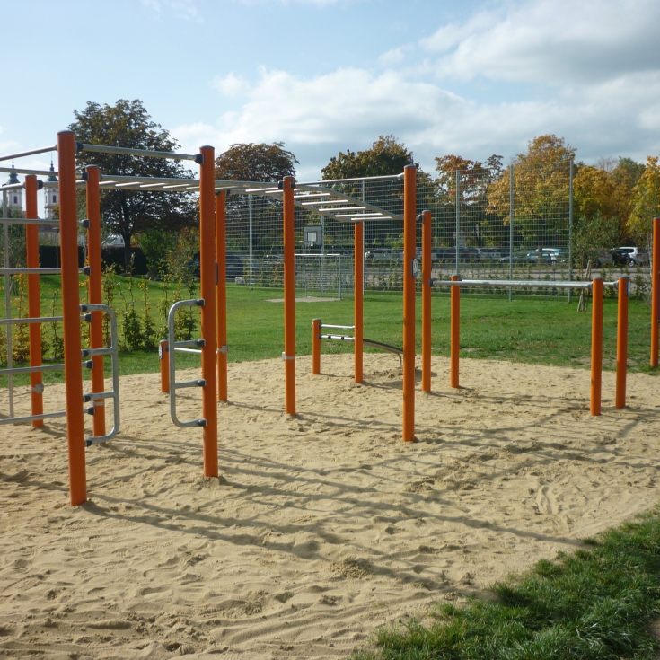 Bild zum Spielplatz Outdoor-Fitnessanlage am Waldsee