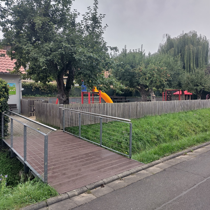 Bild zum Spielplatz Rödelseer Weg