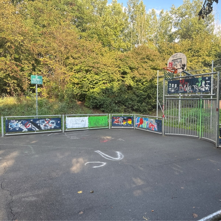 Bild 3: Rudolf-Schiestl-Straße