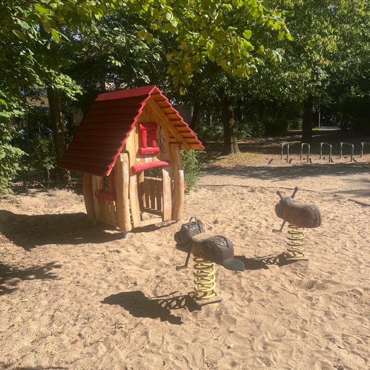 Bild zum Spielplatz Schlangenspielplatz