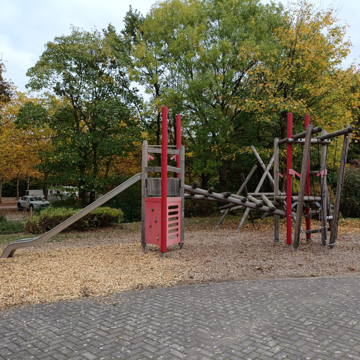 Bild 2: Spielplatz am Forstenberg