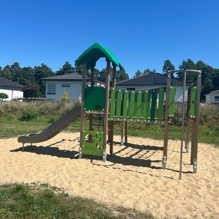 Bild zum Spielplatz Spielplatz am Kinder-Jugendtreff Bad Saarow
