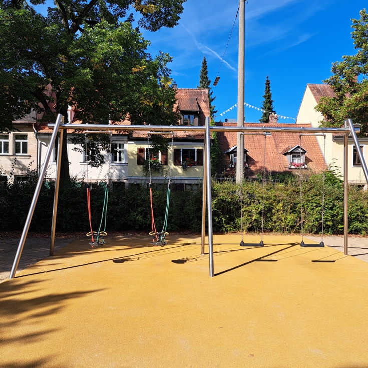 Bild zum Spielplatz Spielplatz am Theaterplatz