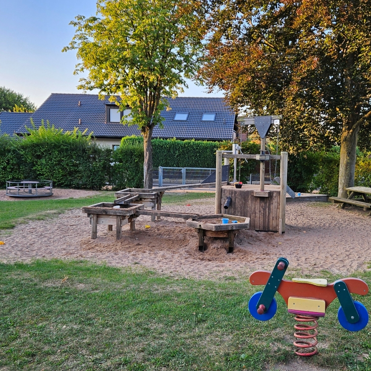 Bild zum Spielplatz Spielplatz Asternstraße