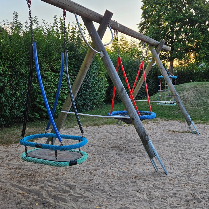 Bild 2: Spielplatz Asternstraße