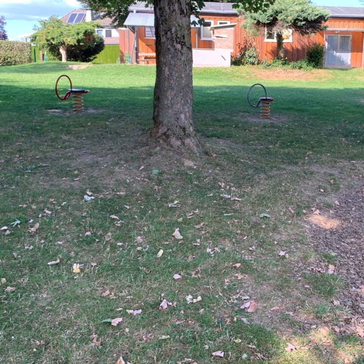 Bild 7: Spielplatz auf dem Falkenhof