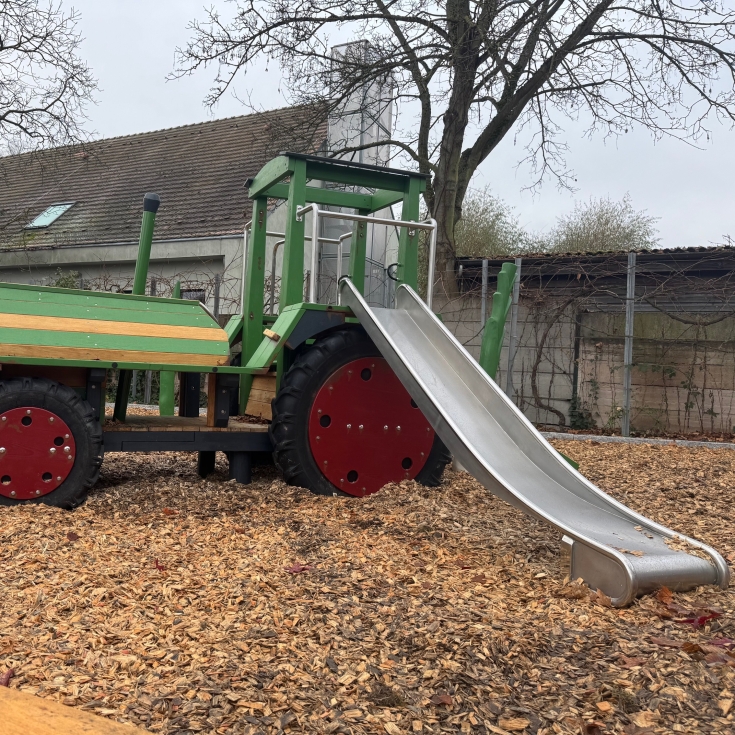 Foto vom Spielplatz Spielplatz auf der Domäne Dahlem