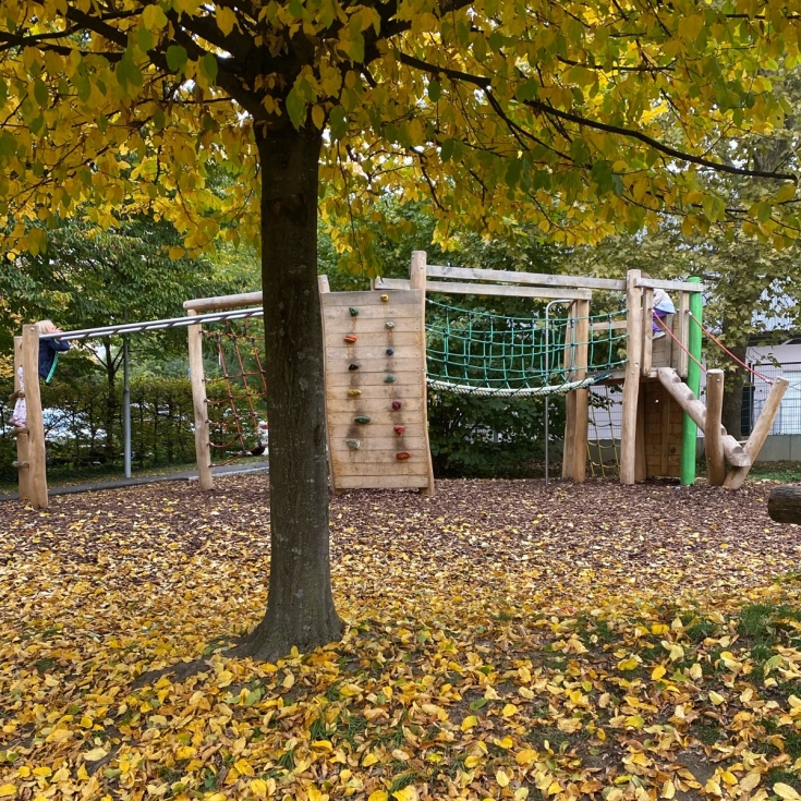Bild 7: Spielplatz Emilienpark
