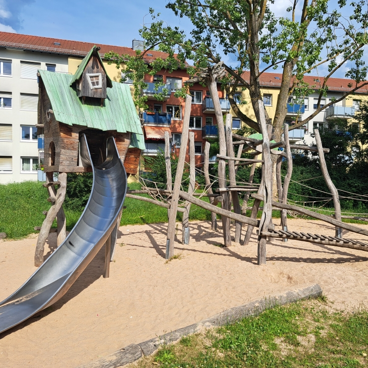 Bild zum Spielplatz Spielplatz Goldwitzerstraße
