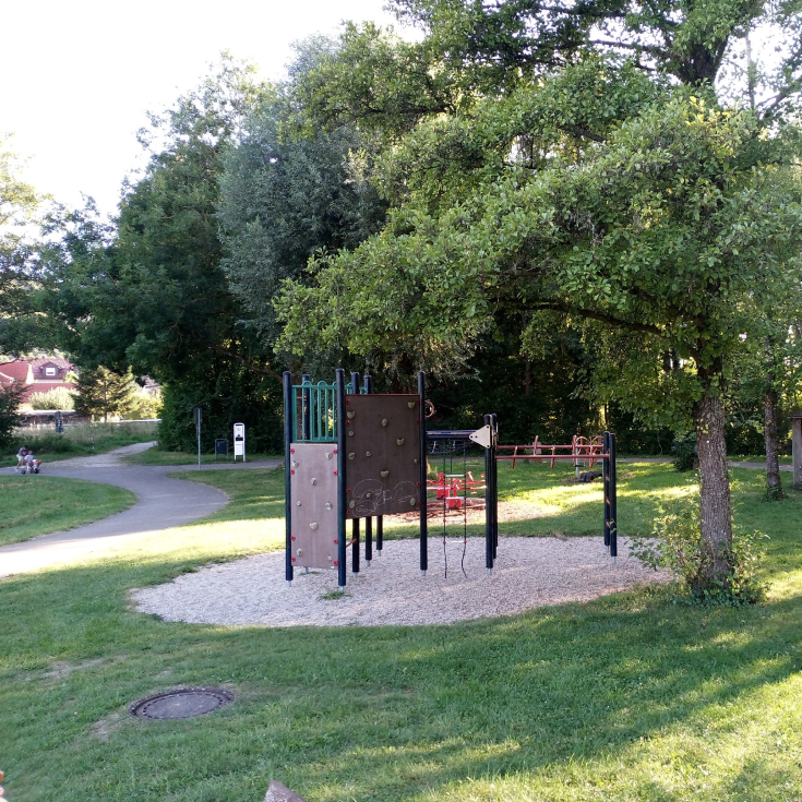 Bild zum Spielplatz Spielplatz Klinikpark Kipfenberg 