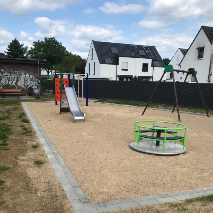 Bild zum Spielplatz Spielplatz Mennrath