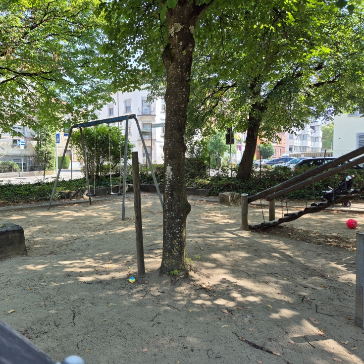 Bild 4: Spielplatz Möttelinstraße