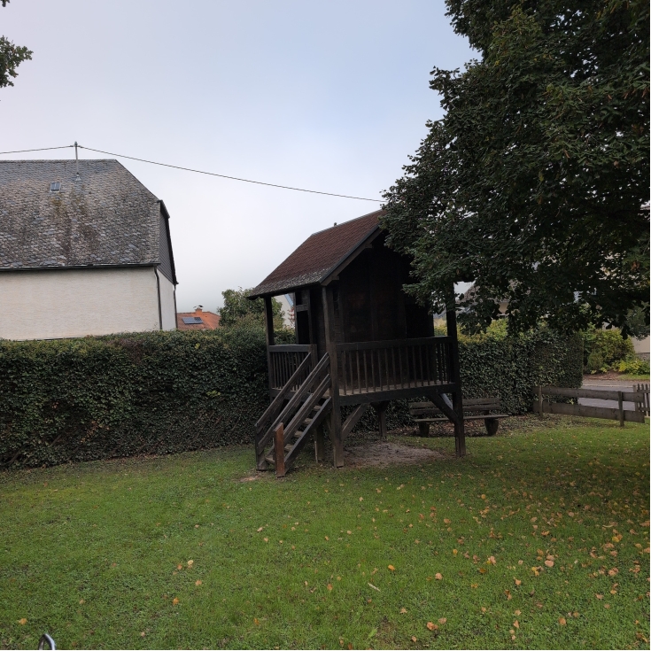 Bild 3: Spielplatz Lindenweg