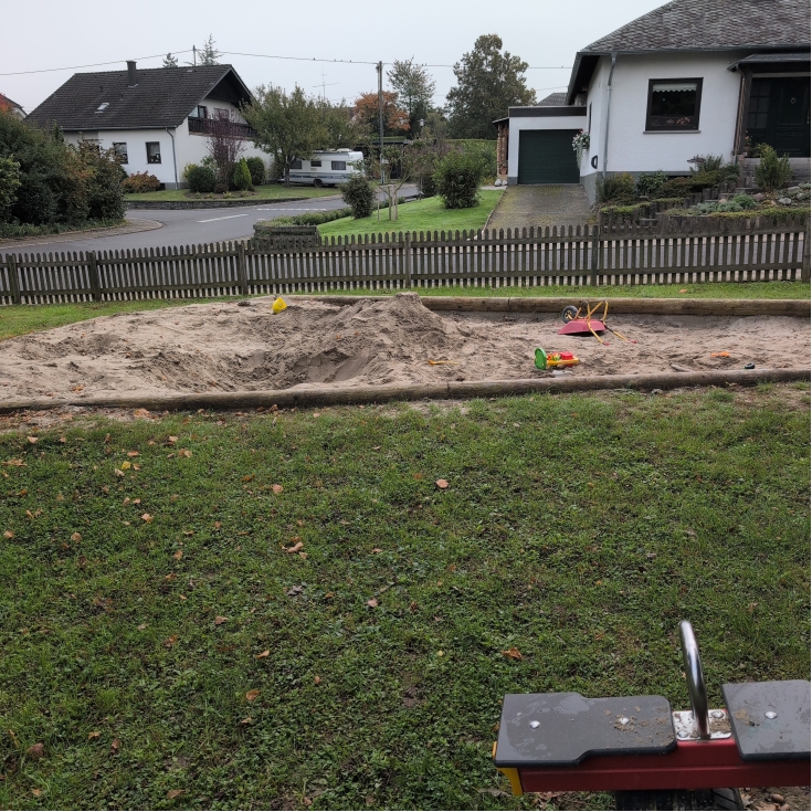 Bild 4: Spielplatz Lindenweg
