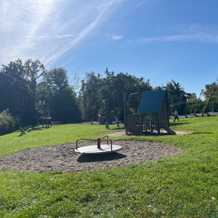 Bild 2: Spielplatz Rugard