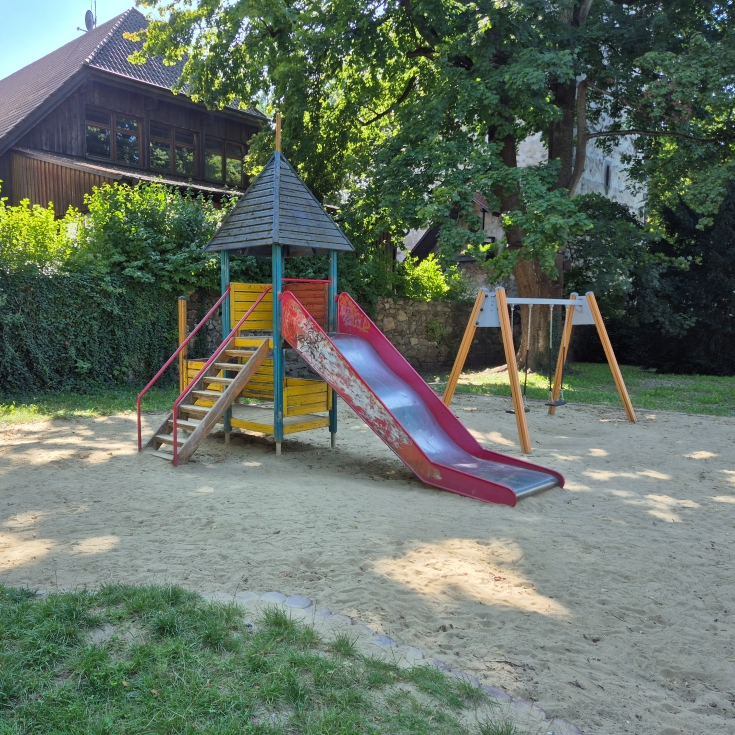 Bild zum Spielplatz Spielplatz Schussenstraße