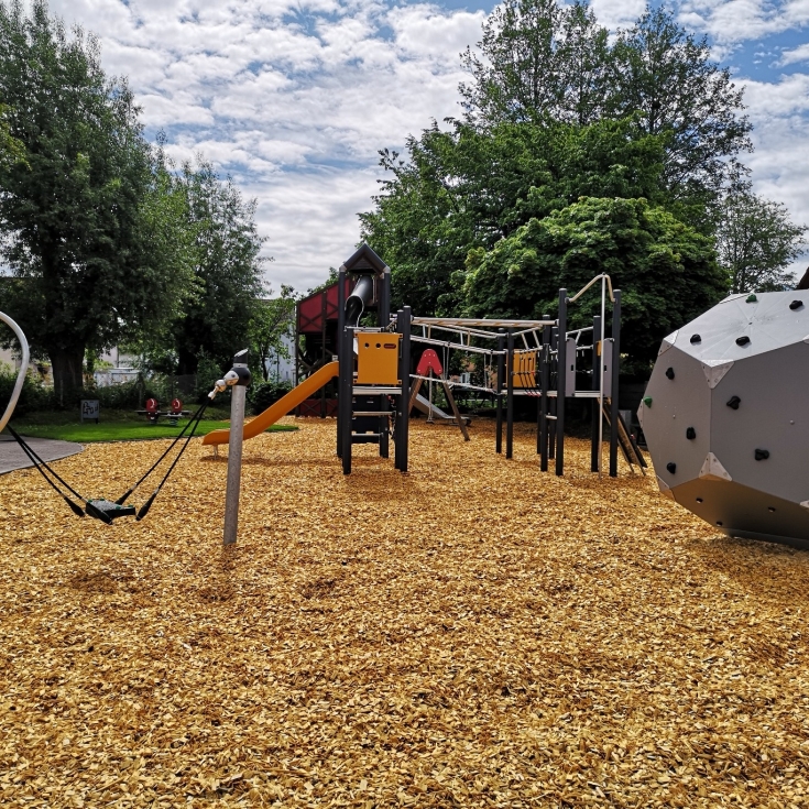 Bild zum Spielplatz Spielplatz Schwalbenweg