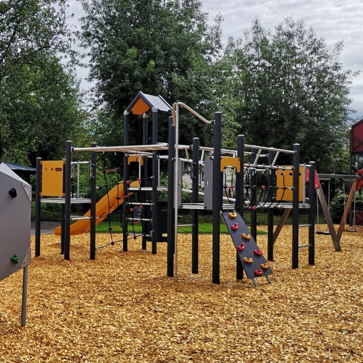 Bild 2: Spielplatz Schwalbenweg