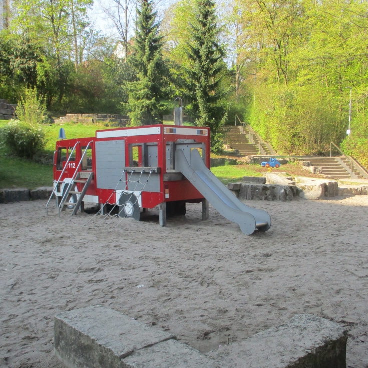 Bild zum Spielplatz Spielplatz Spielhaus Grund