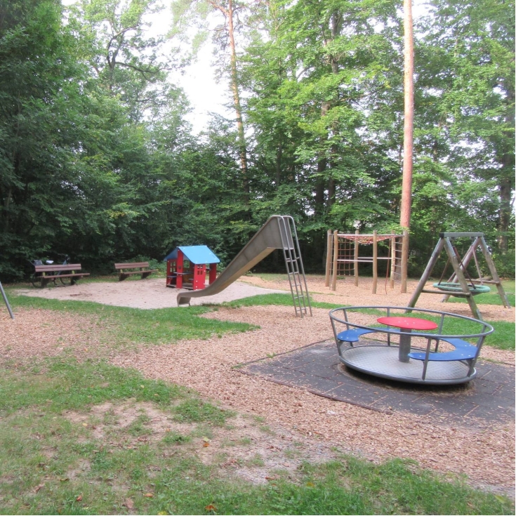 Bild zum Spielplatz Spielplatz Tannenberg/ Amselweg