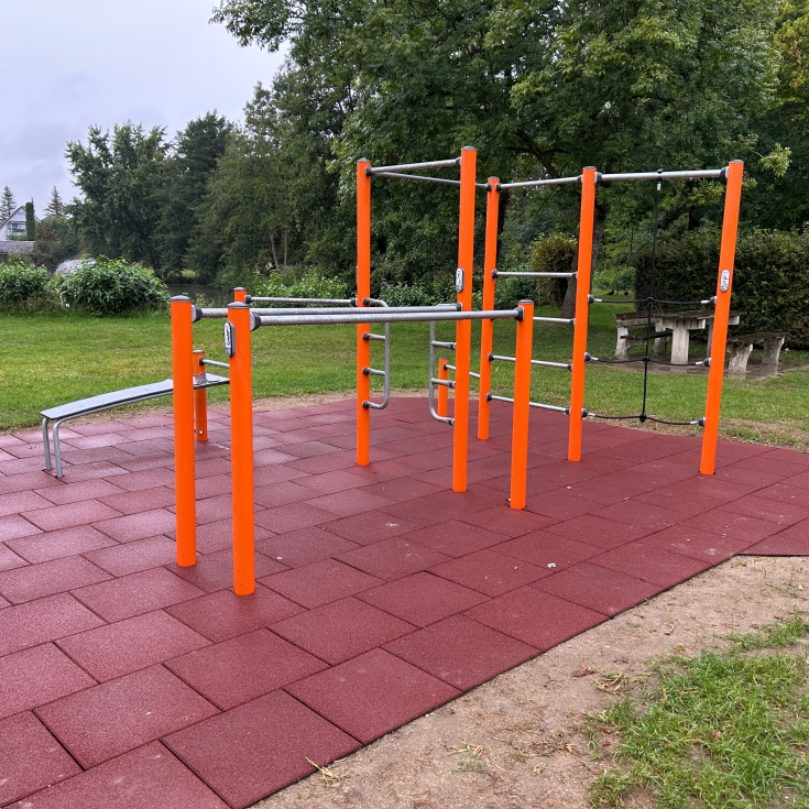 Bild zum Spielplatz Spielplatz und Outdoor-Fitness Diedorf