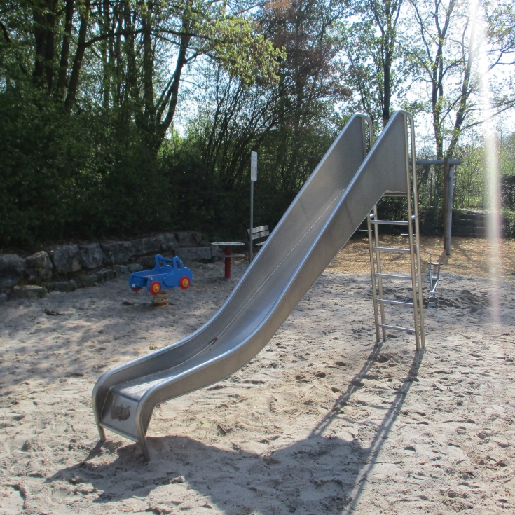 Bild zum Spielplatz Spielplatz Unterer Brühl - Straßburger Straße