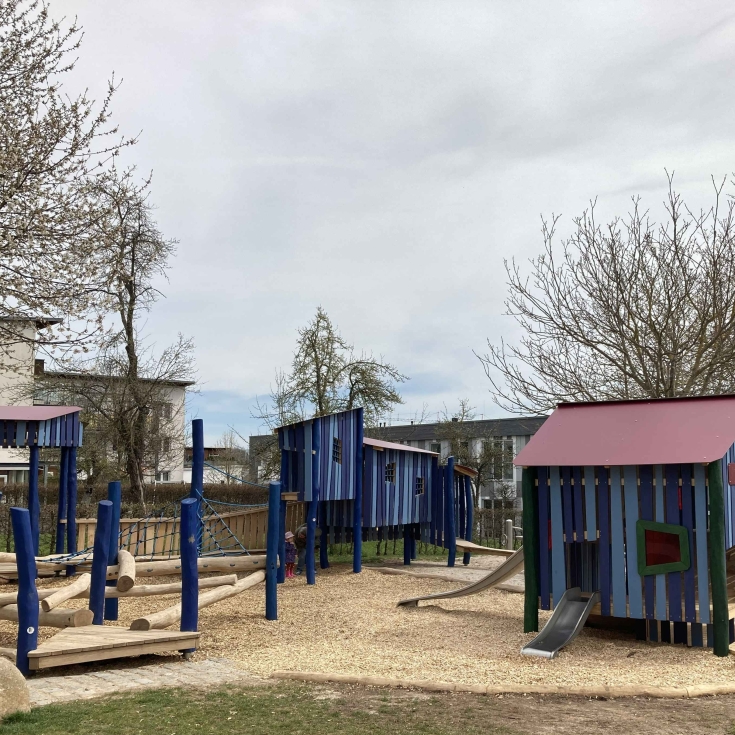 Bild zum Spielplatz Spielplatz Villa Kunterbunt