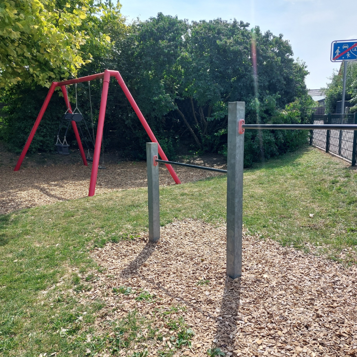 Bild 6: Spielplatz Zum Klingelborn