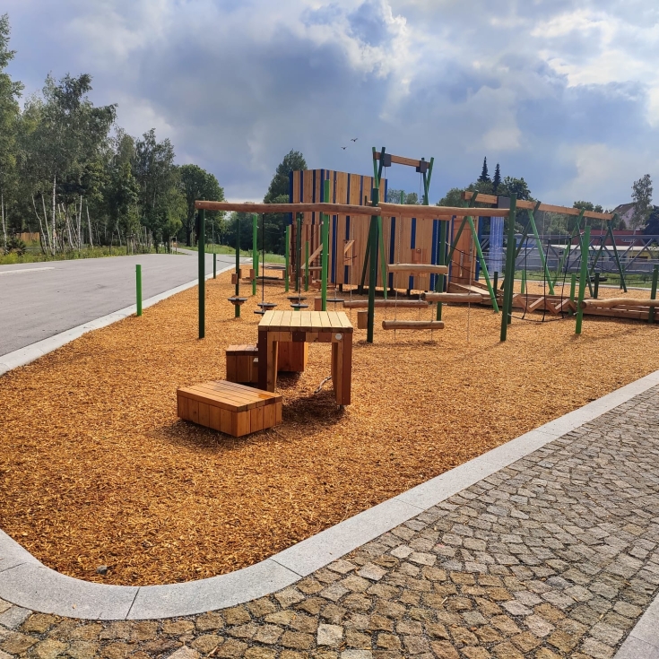 Bild 2: Stadtteilpark am Pleißenbach