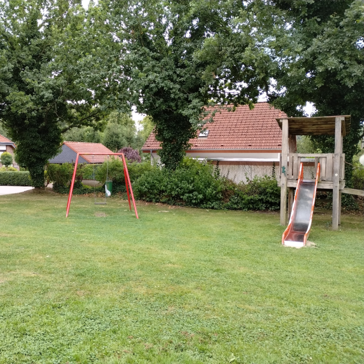 Bild zum Spielplatz Schützenhalle Stockum