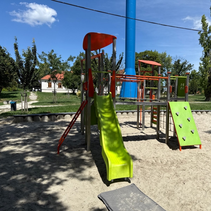 Bild zum Spielplatz Szabadság tér