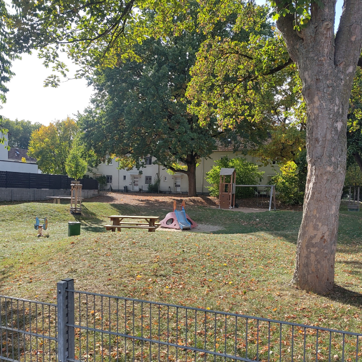 Bild zum Spielplatz Waldenburger Straße